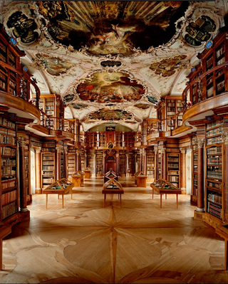 Illustration for article titled Lose Yourself In These Photos Of Europe's Most Magnificent Libraries